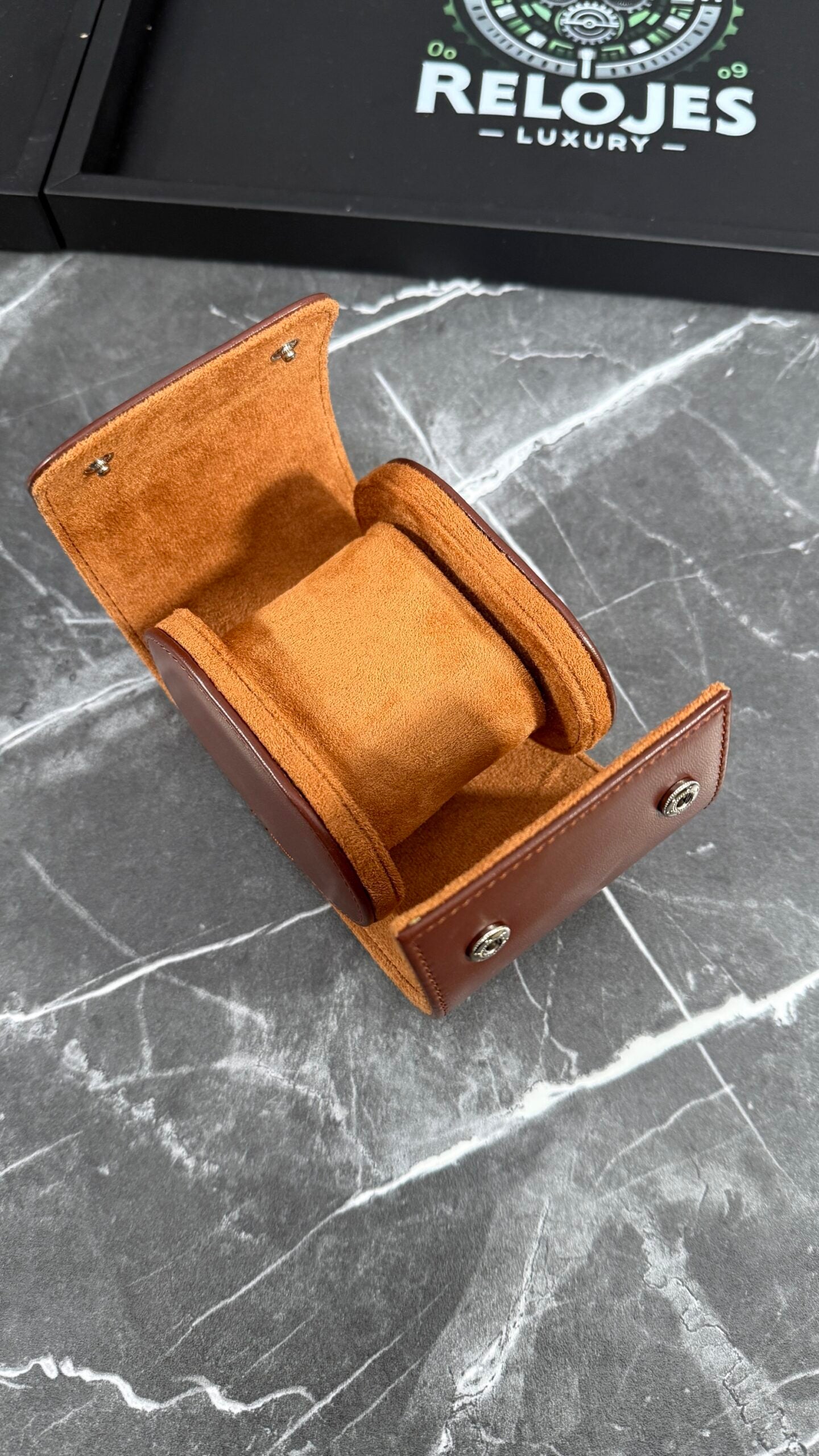 Caja individual marrón