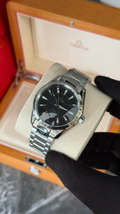 OMG AQUA TERRA (PLATA/NEGRO) 41mm