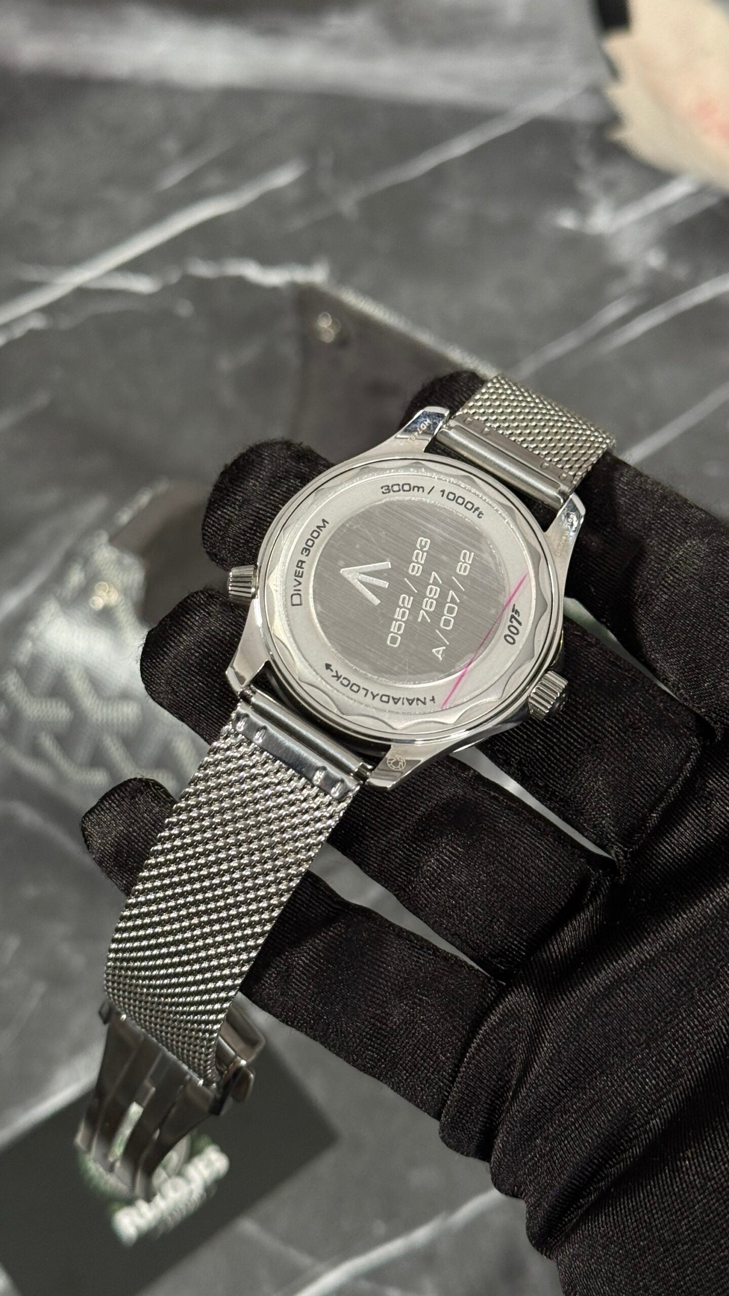 OMG SEAMASTER (PLATA/NEGRO)