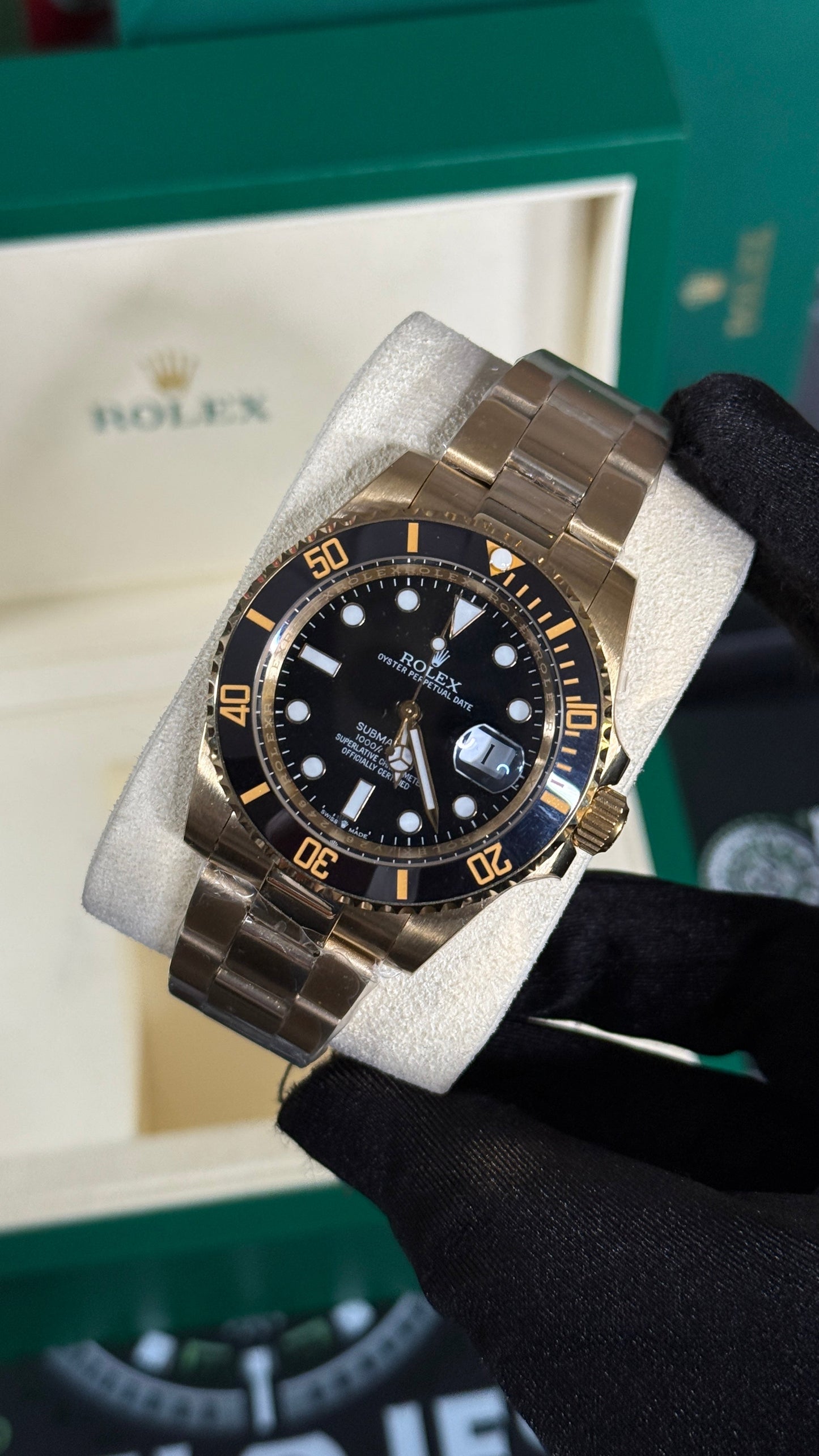 RLX SUBMARINER (ORO/NEGRO)
