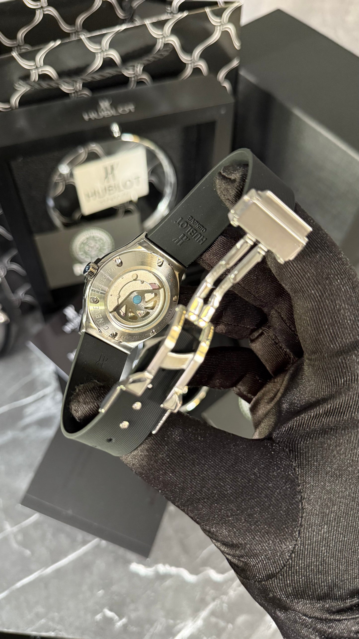 HBLT CLASSIC FUSIÓN (PLATA/NEGRO) 34MM