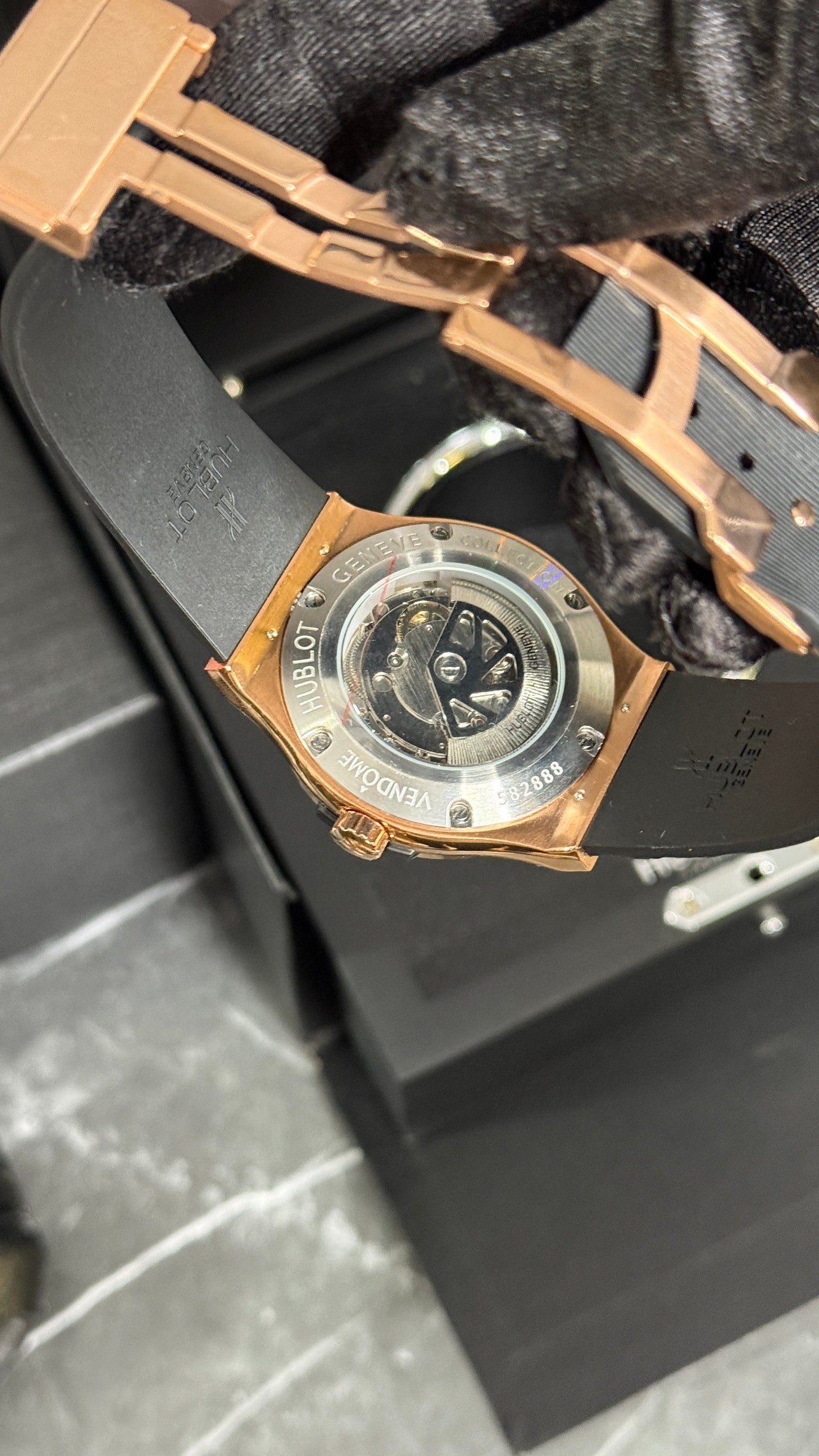 HBLT CLASSIC FUSION (ORO ROSA/NEGRO)