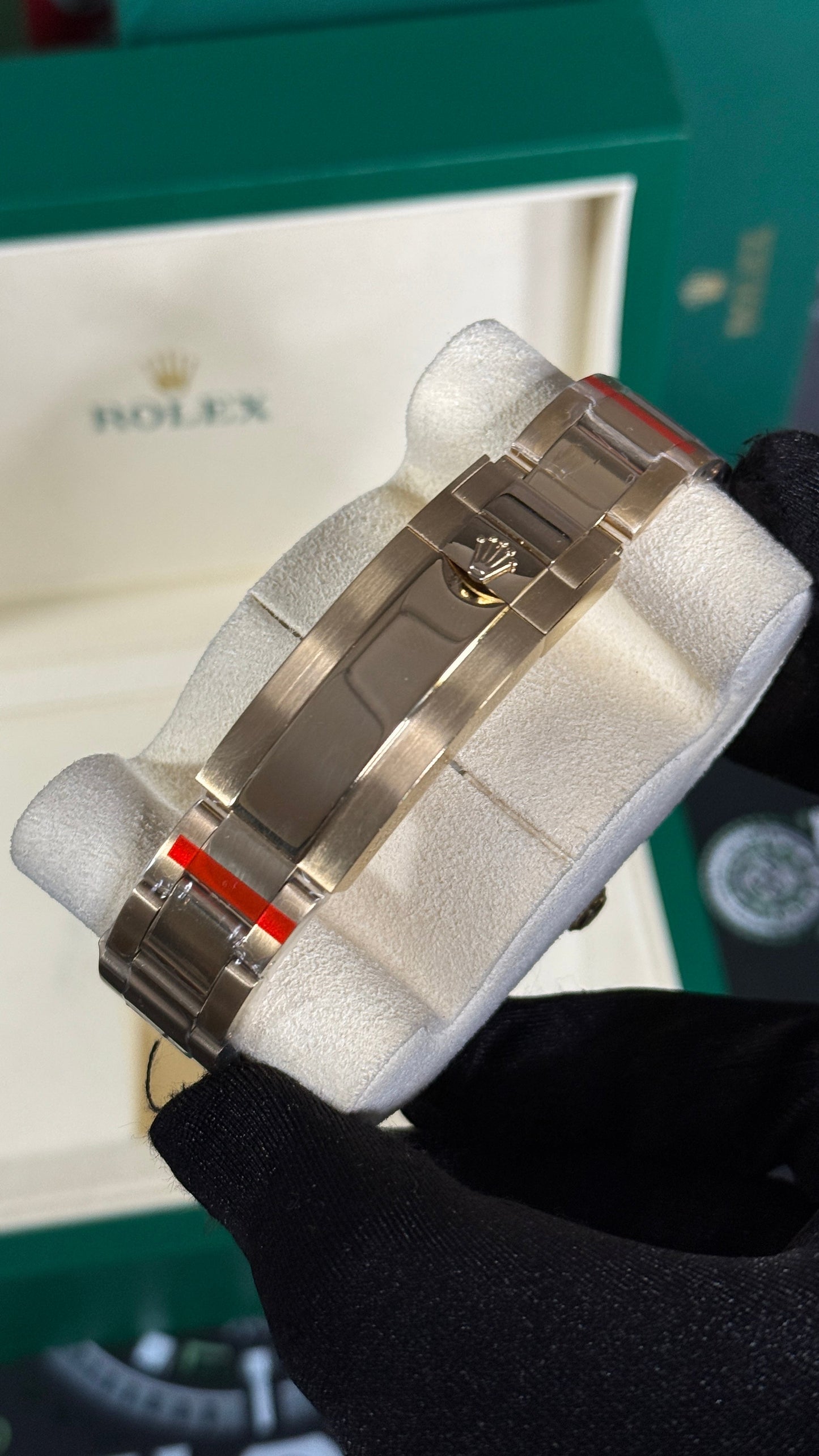 RLX SUBMARINER (ORO/NEGRO)