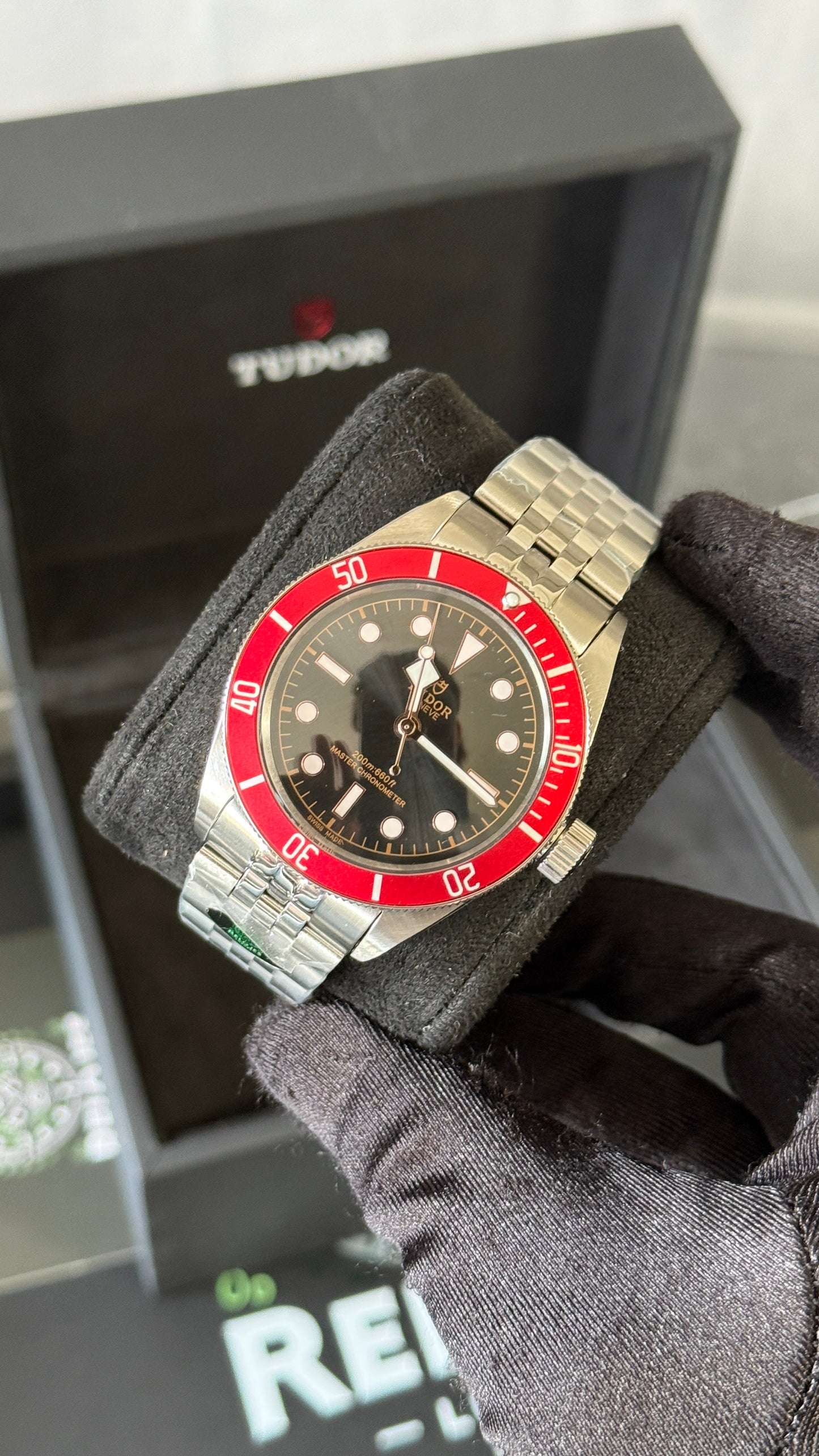 TDR G JUBILEE (PLATA/ROJO/NEGRO)