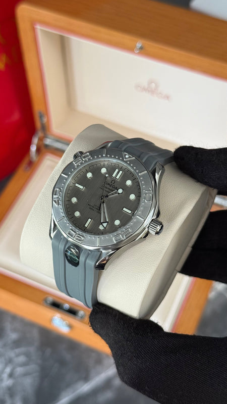 OMG SEAMASTER JB GRIS
