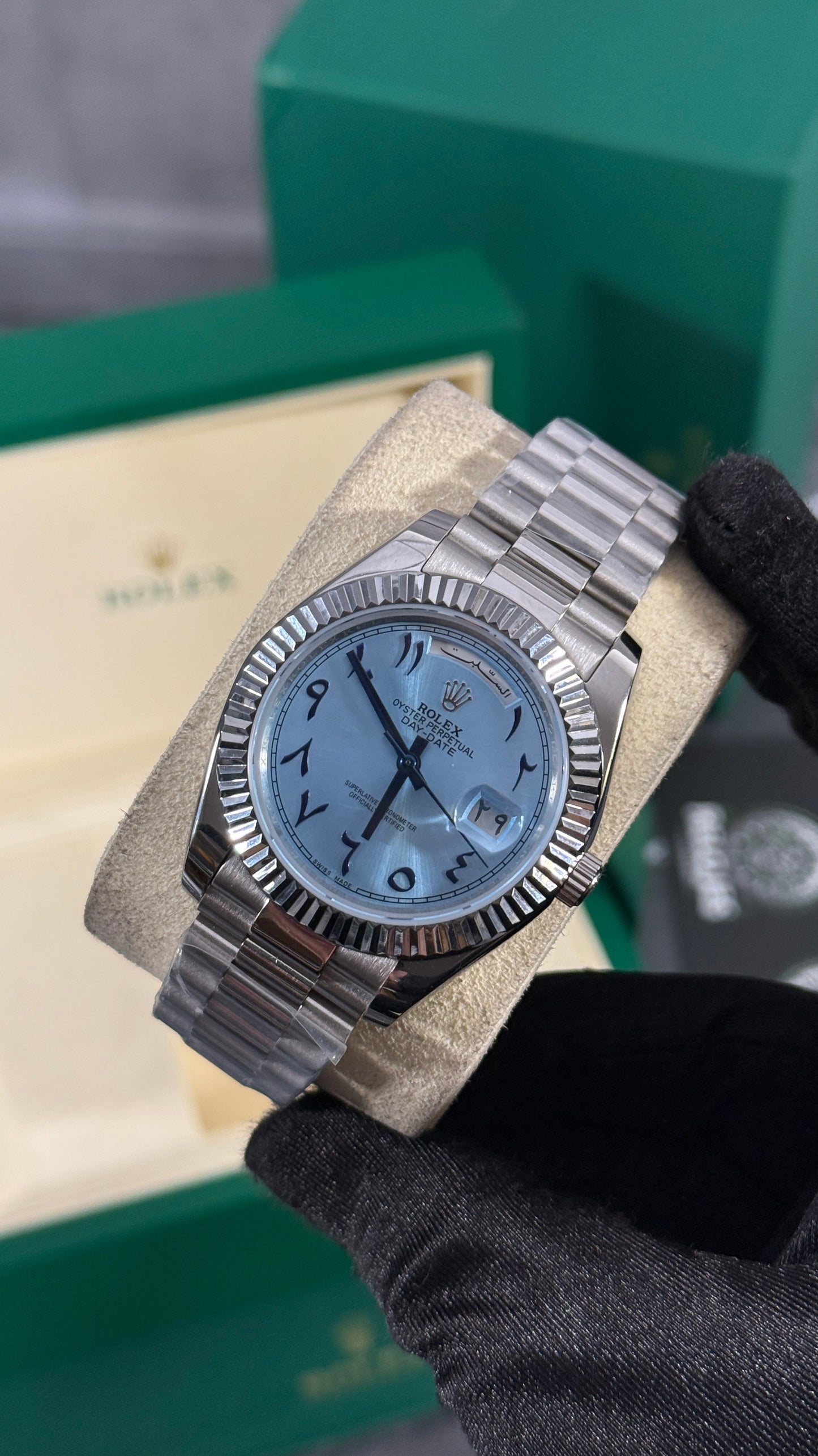 RLX DAY-DATE (PLATA/AZUL CLARO-ARABIC)