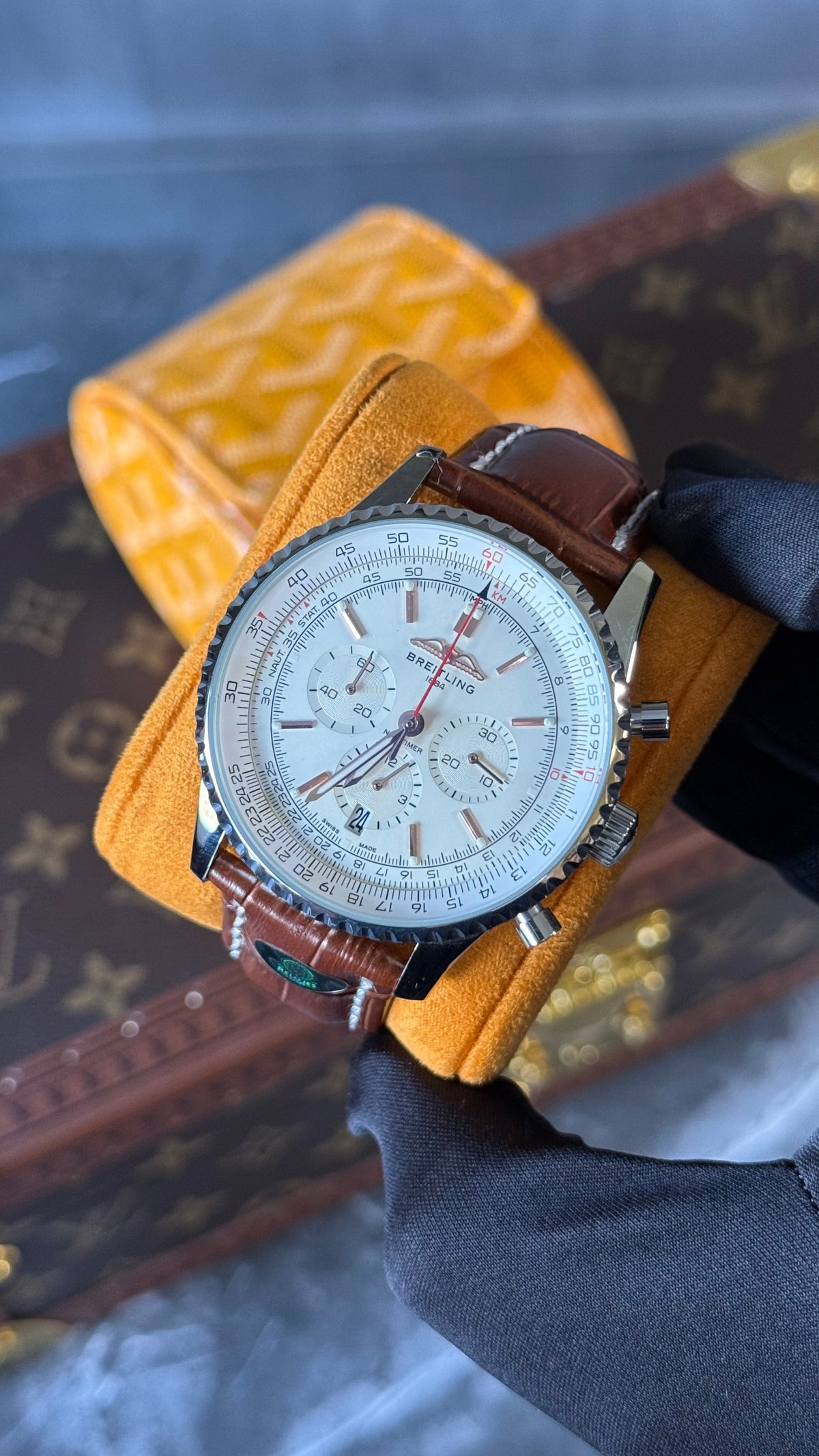 BRTLNG NAVITIMER ( PLATA/MARRON)