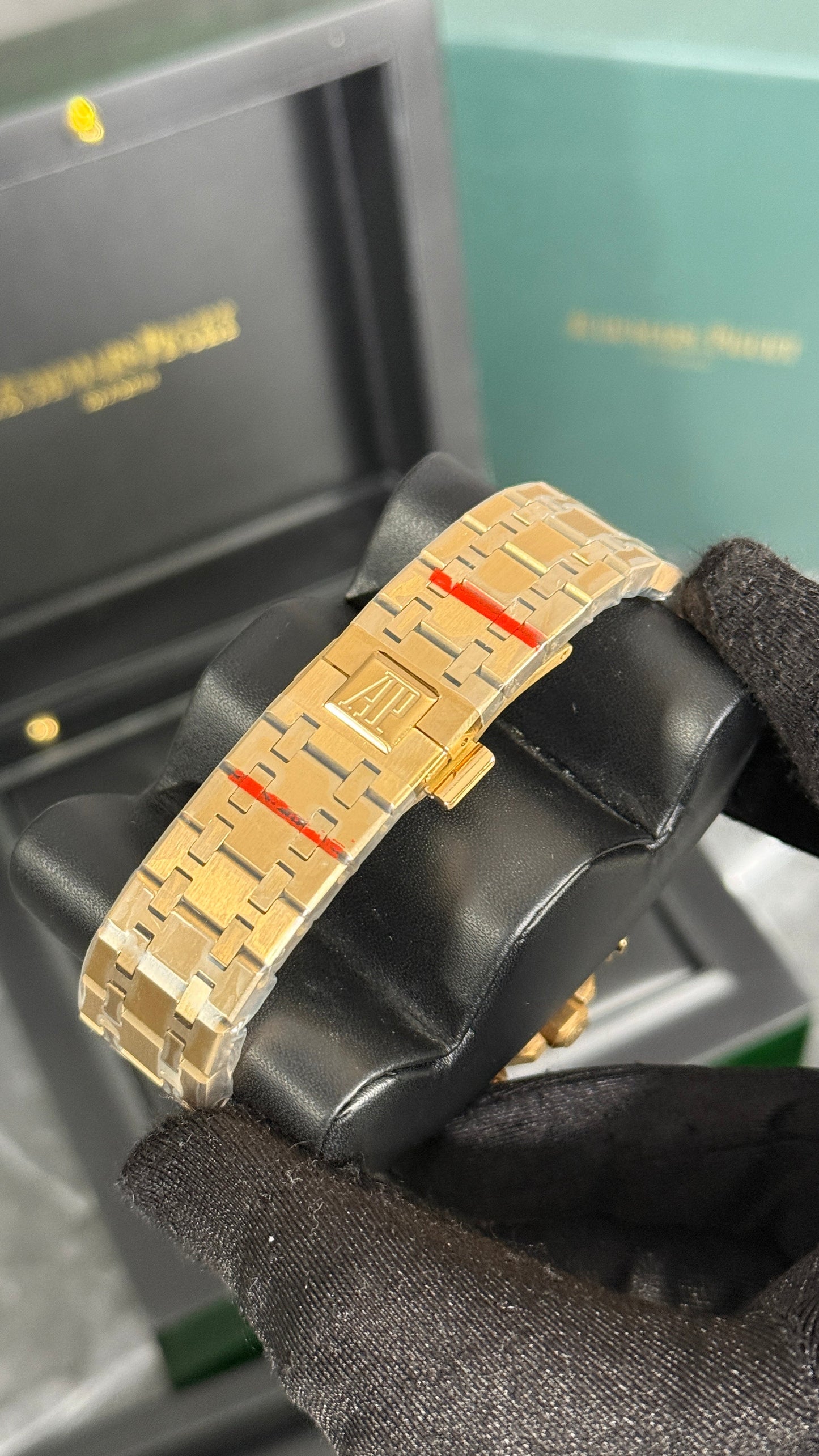 AP ROYAL OAK CRONÓGRAFO (ORO/VERDE)