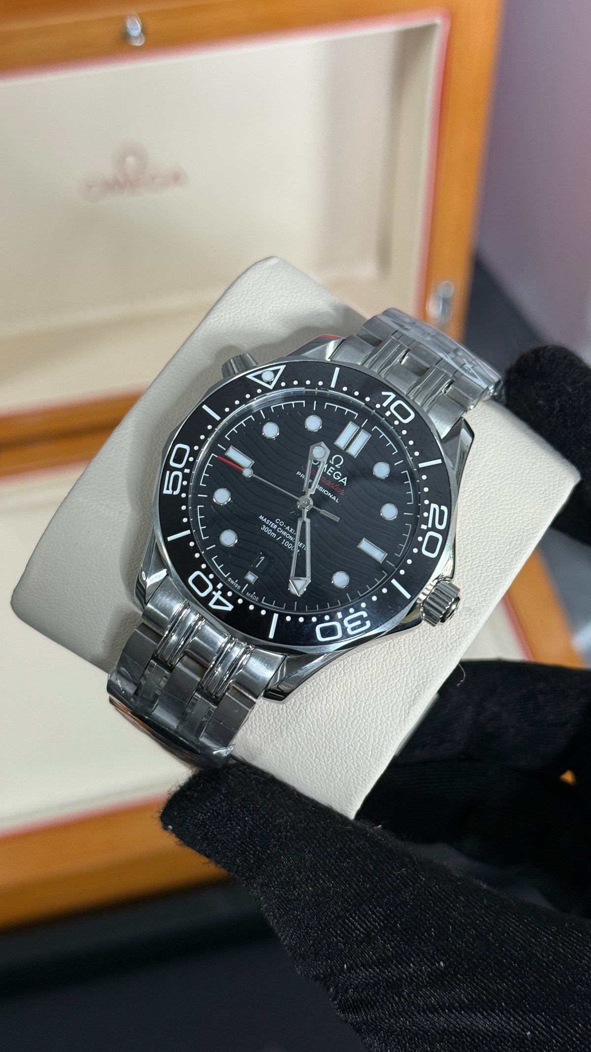 OMG SEAMASTER (PLATA/NEGRO)