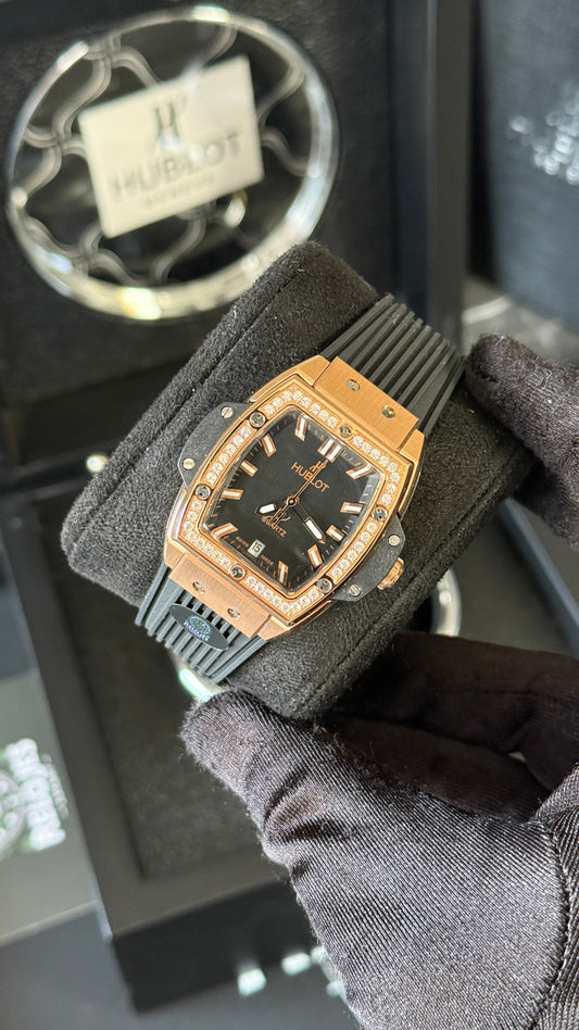 HBLT SENNA (NEGRO/ORO ROSA) BRILLANTES- 33MM