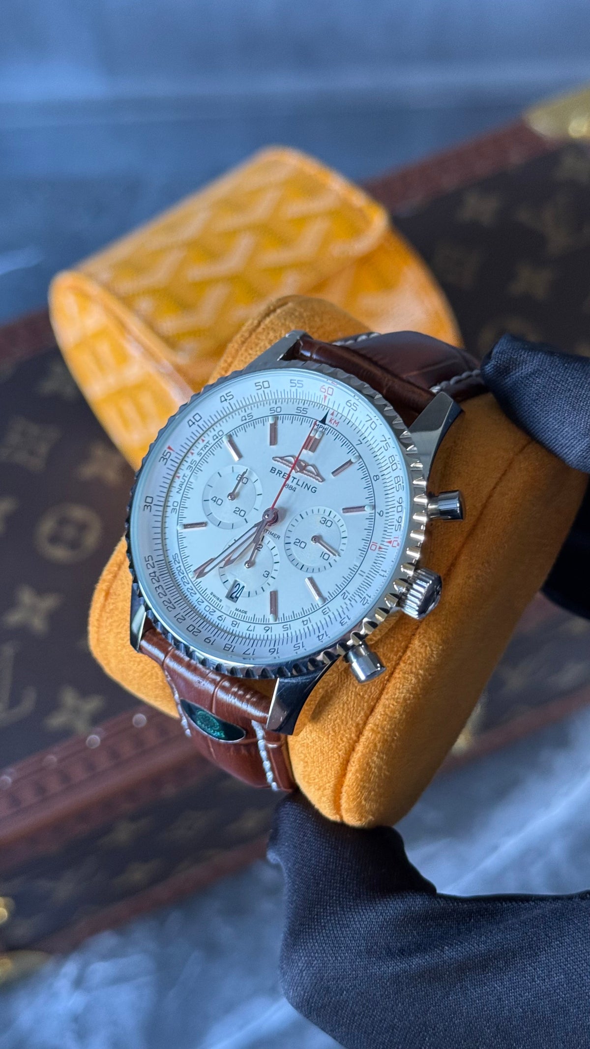 BRTLNG NAVITIMER ( PLATA/MARRON)