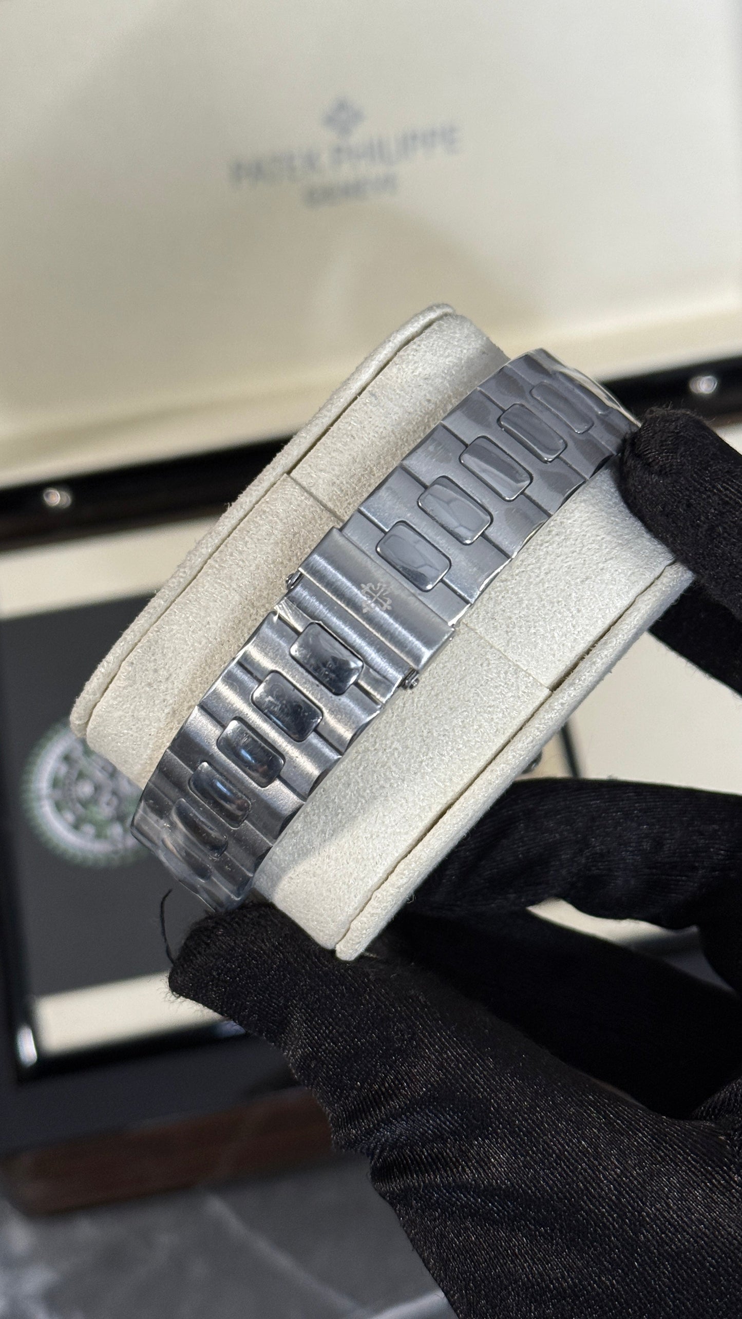 PP NAUTILUS (RUBÍ/BLANCO)