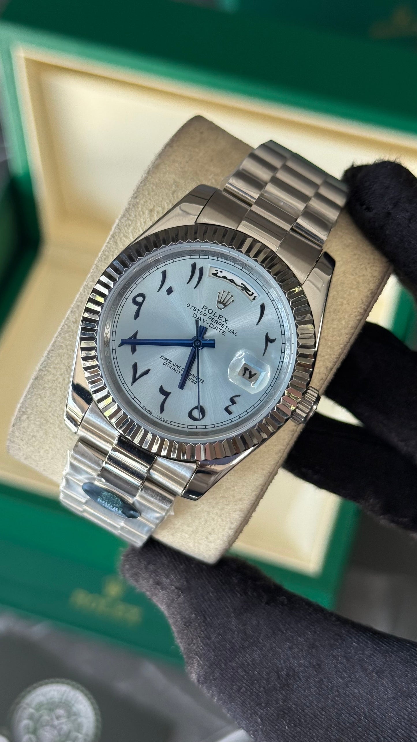 RLX DAY-DATE (PLATA/AZUL CLARO-ARABIC)